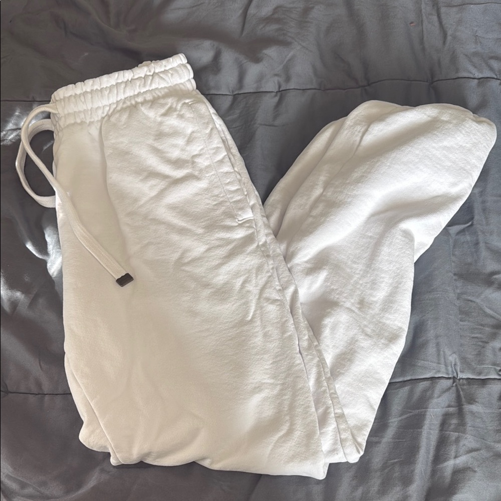 TALENTLESS Crisp White Lounge Pants worn once